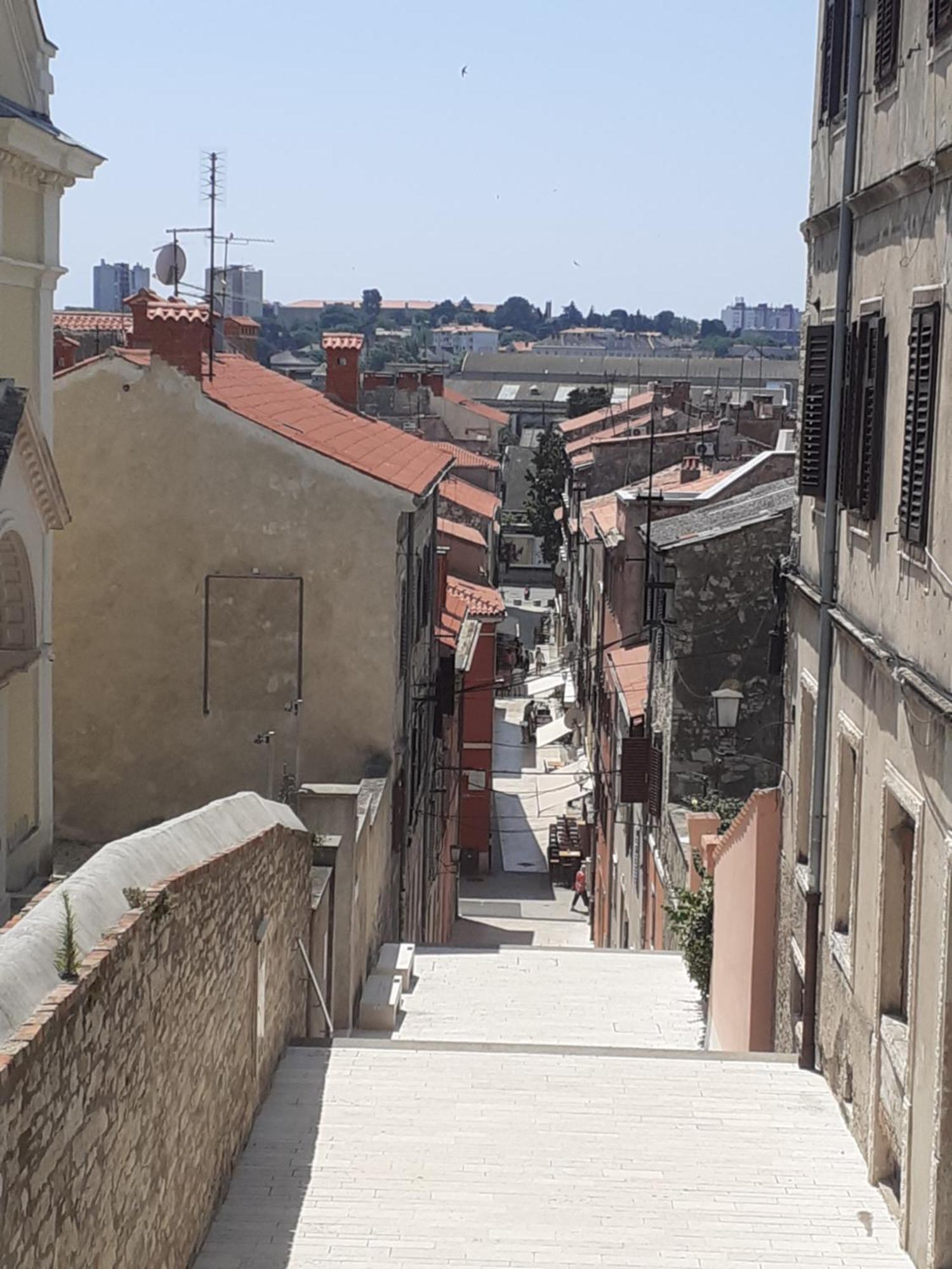 Mariza Pula
